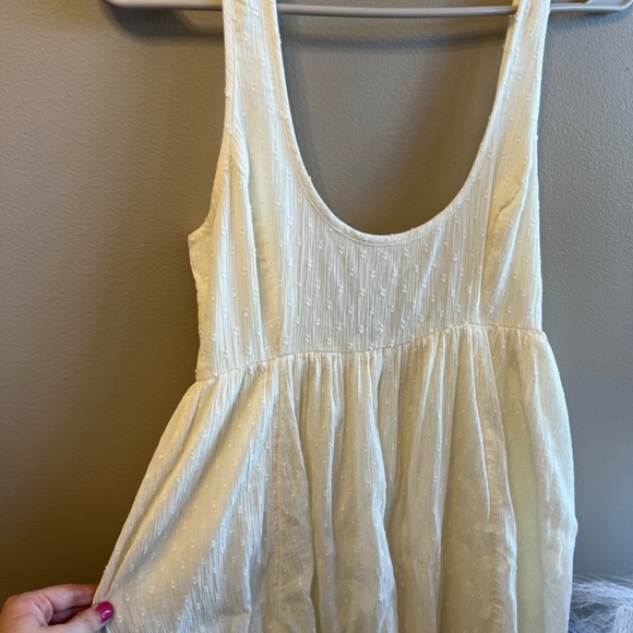 Urban Outfitters Cream Maxi - Picture 2 of 3